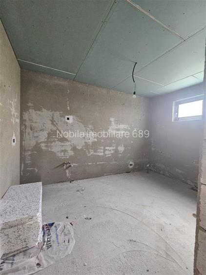 CASA P+ 1E  si  TEREN 500 MP DE VANZARE IN ANDRASESTI - 9