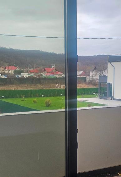 Proprietar vand casa noua, cu trei dormitoare trei bai, trei balcoane - 5