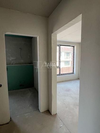 Casă Unifamilială de Vânzare într-o Zonă Rezidențială Liniștită - 2