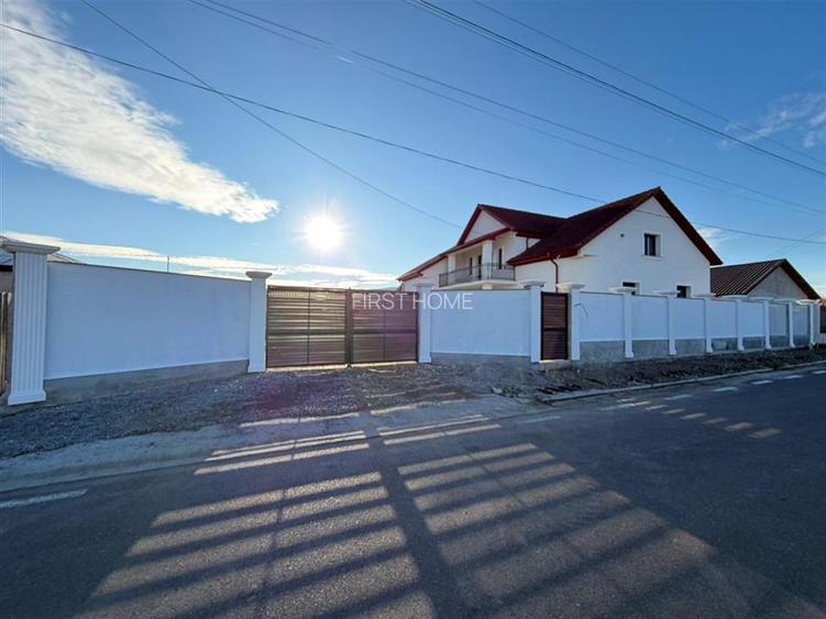 Vila deosebita Parter + Mansarda de vanzare in Odobesti - 4