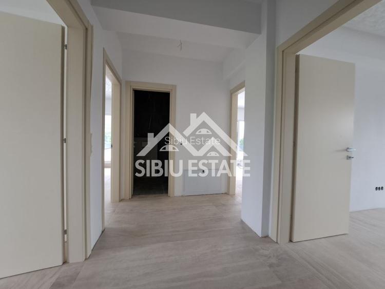 Casa Sibiu Cisnadioara, garaj, piscina, terase panoramice - 16