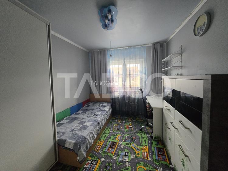 Apartament decomandat 3 camere de inchiriat 64 mp zona Strand Sibiu - 5
