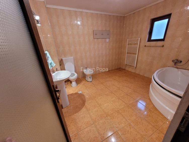  DIRECT PROPRIETAR - Casă de vanzare, P+1E constructie 2011, in VALU LUI  TRAIAN - 2