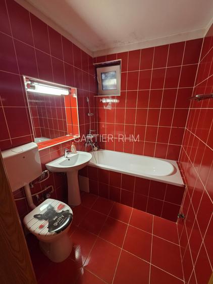 🏡 Apartament cu 4 camere situat în zona Facultății de Medicină- 2475 - 8