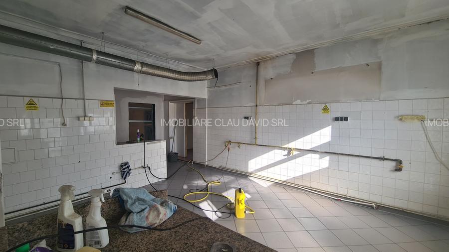 CASA CU CURTE PROPRIE- PRETABIL CATERING - RACADAU - 7