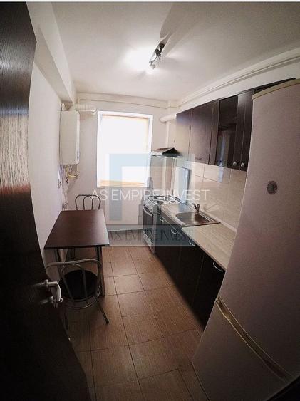 Garsoniera mobilata/utilata-zona Coresi - 7