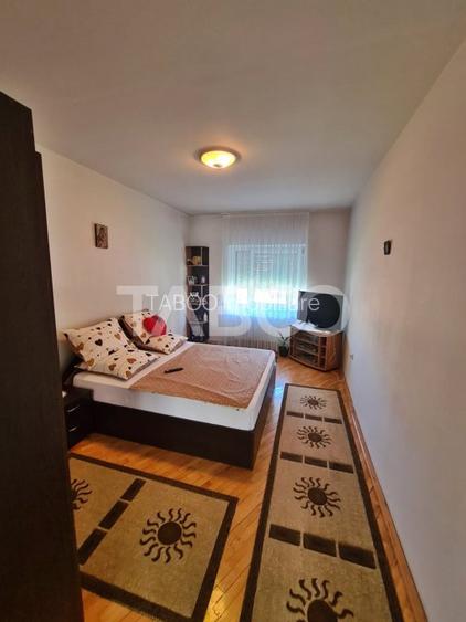 Casa cu spatiu comercial de vanzare in Sebes zona centrala - 19