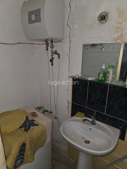 Proprietar unic vând direct, casă/gospodărie completă în comuna Adâncata, IL - 13