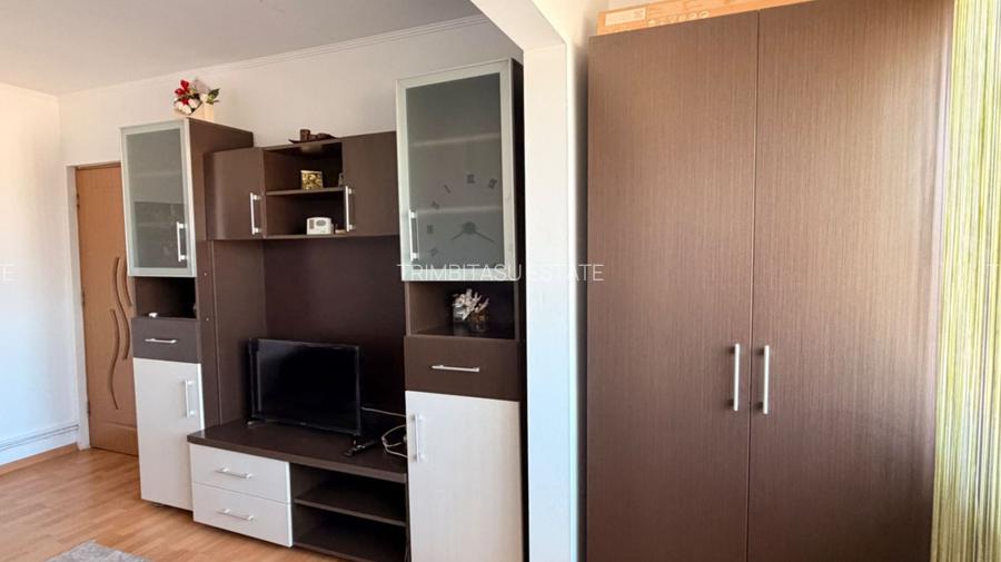 DE INCHIRIAT | GARSONIERA | INEL 2 - 6