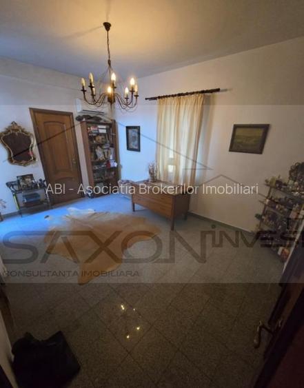 Vila individual, P 1 M-  Bucuresti Noi,  constructie modernă, 9 camere - 3