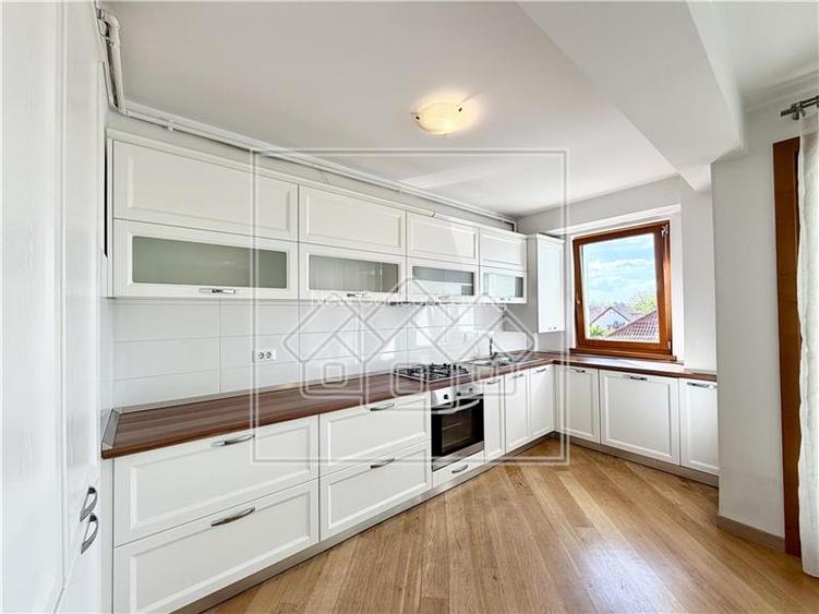 Apartament de inchiriat in Sibiu - 3 camere - zona Calea Dumbravii - 2