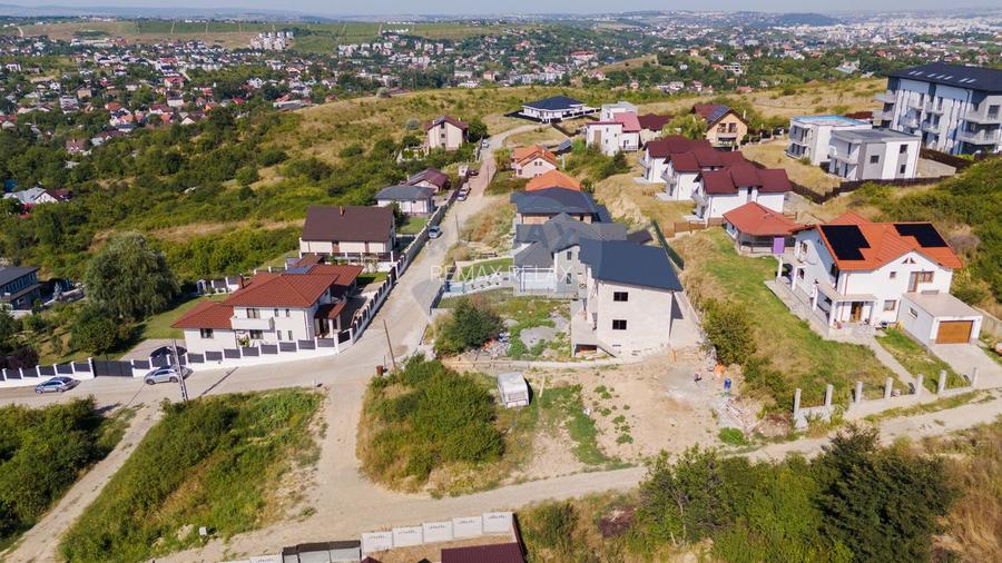 VIlă la Cheie de vânzare, 5 camere,  în Iași zona Mănăstirea Bucium - 13