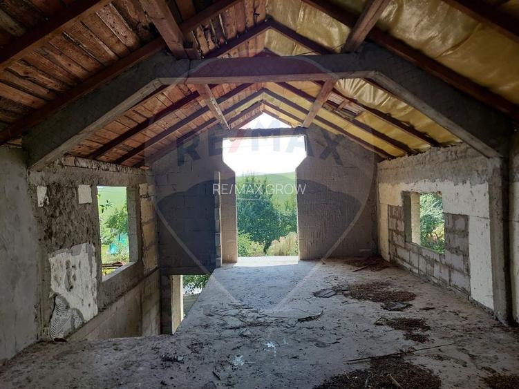 Casa nefinalizata de vanzare in Tisa Silvestri com. Odobesti - 5
