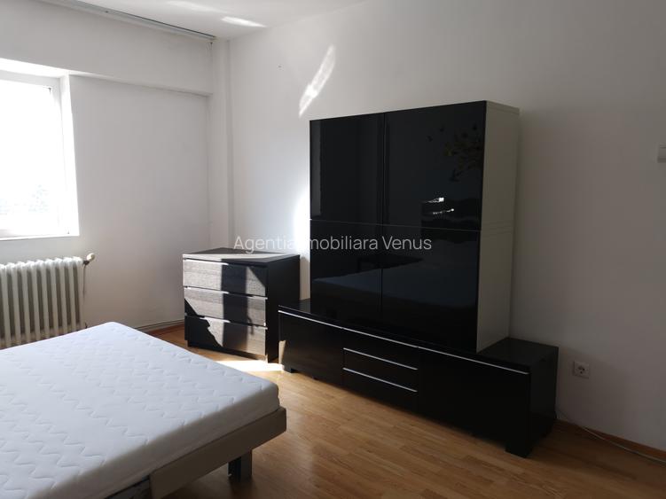 Apartament cu 2 camere la strada zona Stadion - 4