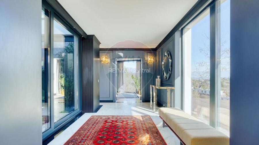 Design, Panoramă și Exclusivitate — Calea Poienii - 35