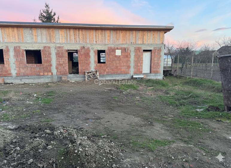 Casa tip Duplex Mosnita Noua-Strada Principala -COMISION 0% - 3