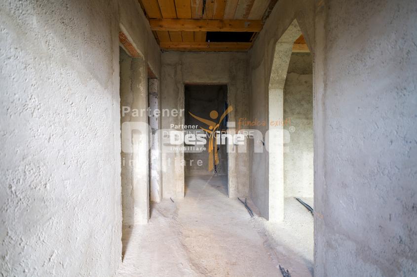 Casă individuală 75 mp P+POD 570 mp teren canalizare Ciurea - 15