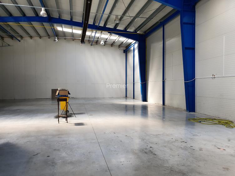 Hala 540 mp, 4,50 e/mp - 4