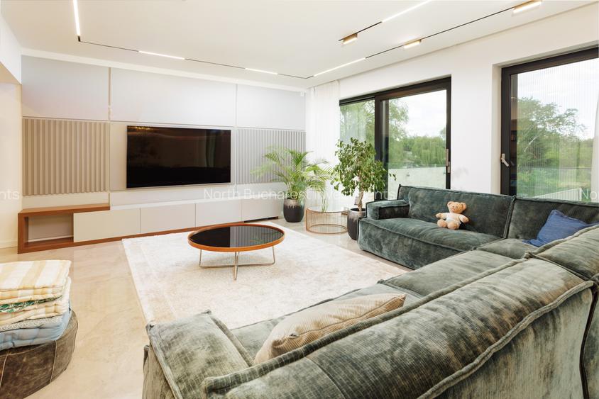 CASA 11 CAMERE - SNAGOV - PISCINA - 13