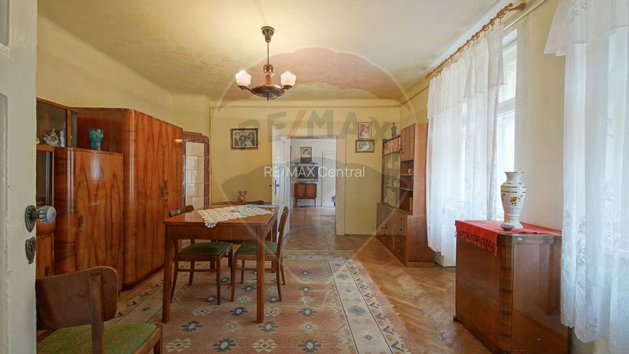 Apartament 3 camere si două băi, Str Republicii, Centrul Istoric - 9