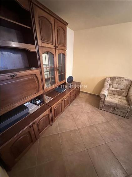 Decomandat la etajul 1 aproape de Iulius Mall - 2