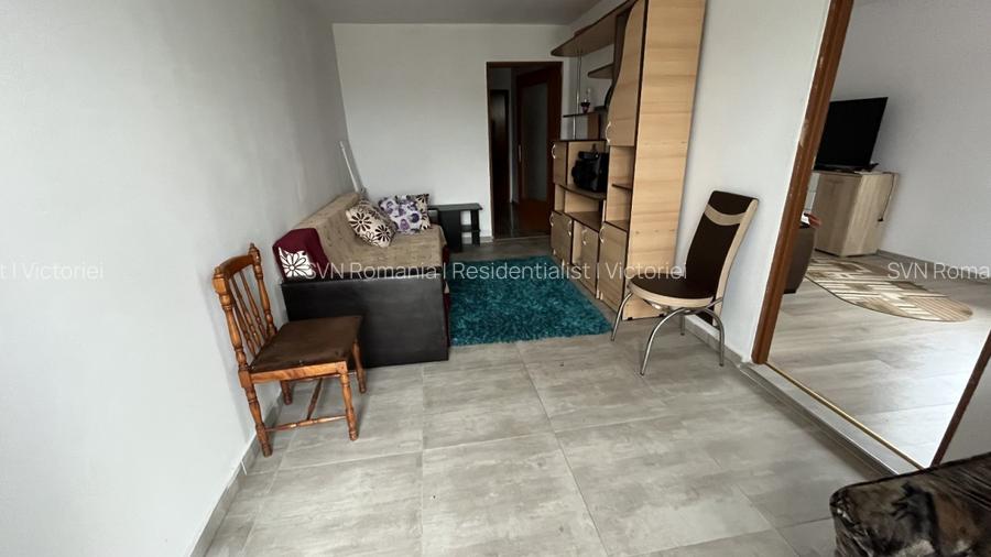 REV2005180 Casa cu 7 camere zona retrasa Poroinica - 10