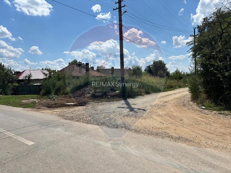 Teren intravilan 1.400mp Izvorani (IF), drum asfaltat, la 3 min de DN1 - 2