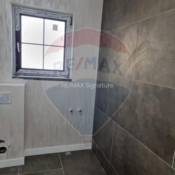 DE VANZARE Vila tip Quadruplex OTOPENI - 33