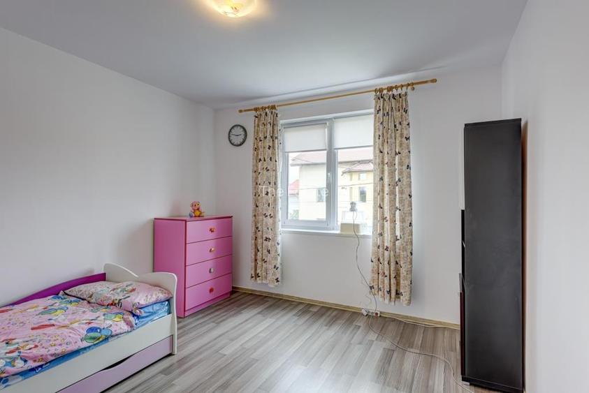 Vilă Spațioasă de Închiriat în Crevedia – Ideală pentru Familie (P+1+M) - 20