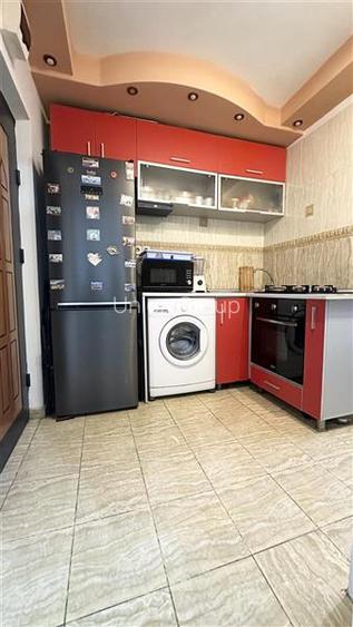 Garsoniera Complet Mobilata si Utilata, Etaj 1, zona Palas - 3