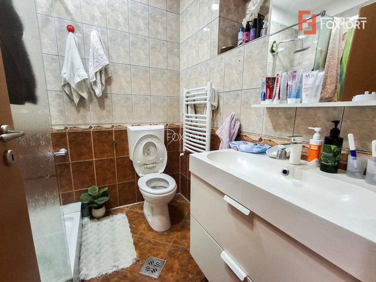 Casa individuala cu 8 camere si teren de 832 mp de vanzare, zona Girocului - 13