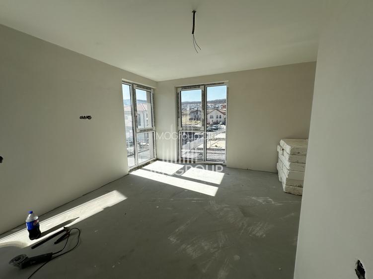 Duplex de vanzare 5 camere | 3 bai | 350mp teren plan | Chinteni | zona Profi - 4