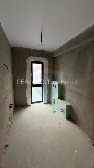 Casă / Vilă cu 4 camere Strada Vrancei - 12