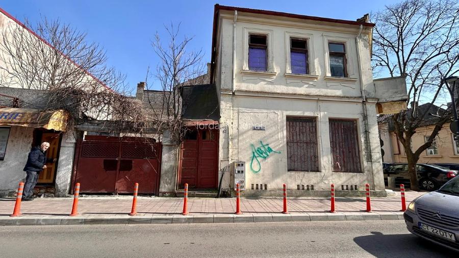 Oportunitate rară în centrul Constanței – teren ultracentral cu poziție de colț - 2