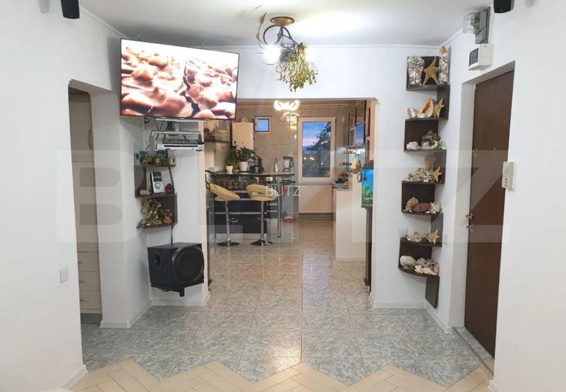 De vanzare apartament 4 camere (cartier Tractorul) - 5
