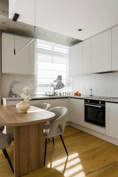 UP-site - 3 camere mobilat complet cu vedere la parc si lac - 11