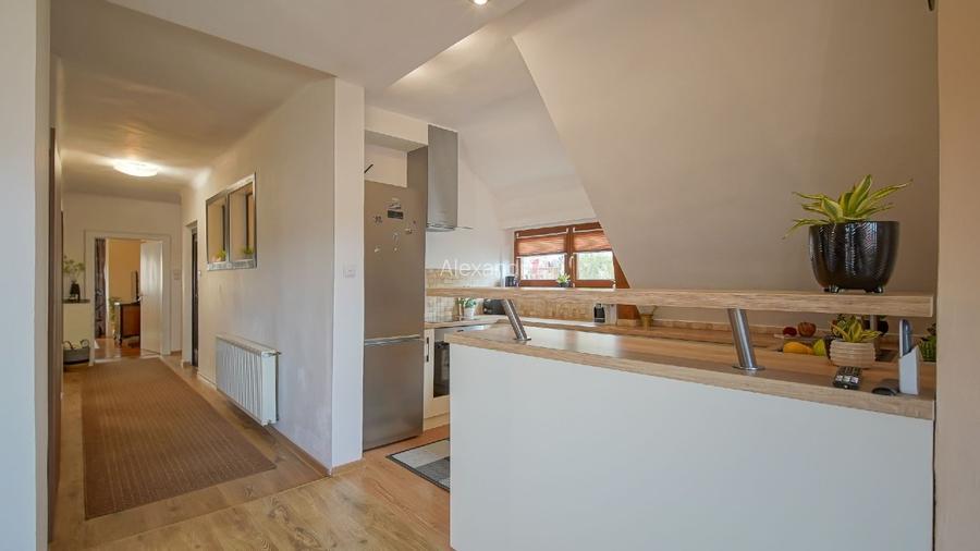 Apartament în casă, cu grădină și vedere panoramică spre Tâmpa - 7