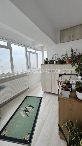 Casă de Cultură apartament decomandat 4 camere - 25
