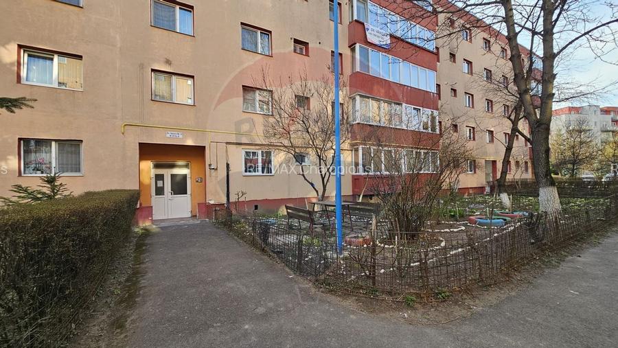 Apartament 3 camere, 2 băi, 2 parcări de vânzare zona Avantgarden 2 - 3
