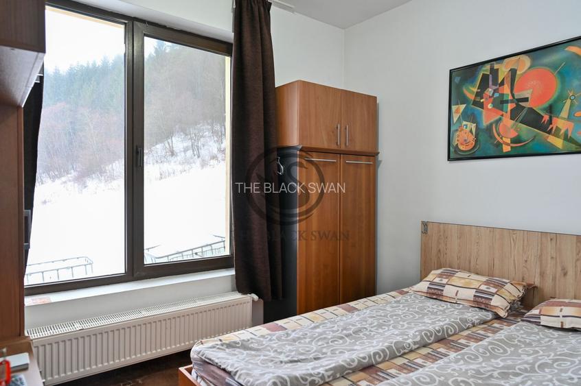 Pensiune la cheie de vanzare | 10 camere | Sacele, Brasov |Comision 0% - 26