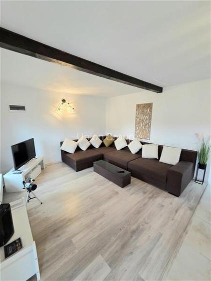 Casuta Superba, Teren 700 mp, Corbu, aproape de Lac - 21