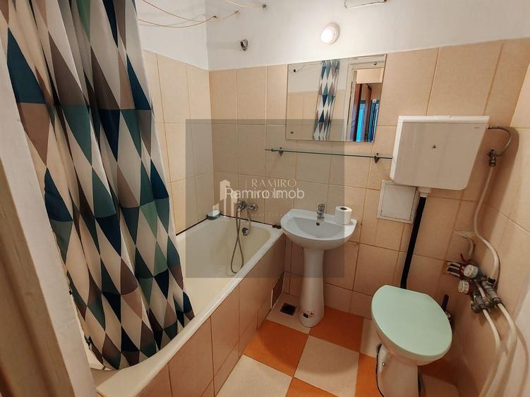 APARTAMENT 2 CAMERE, SECTOR 3, OZANA, DE RENOVAT - 6