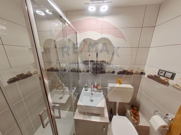 Apartament cu 4 camere de vânzare, Piața 1 Decembrie 1918 - 8