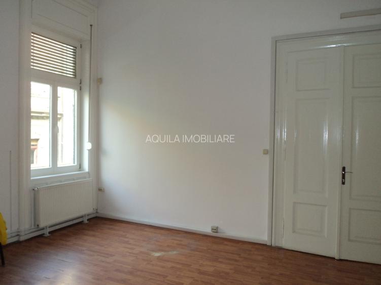 Birouri 50 mp Piata Unirii RENOVAT, prima inchiriere - 4