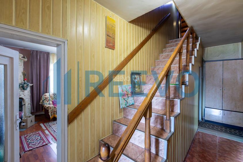 Clădire și teren de investiție, central Roman - 43