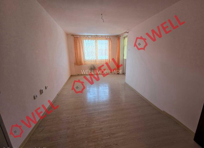 De vânzare apartament cu trei camere în Întorsura Buzăului, pe strada Ciucaș - 4