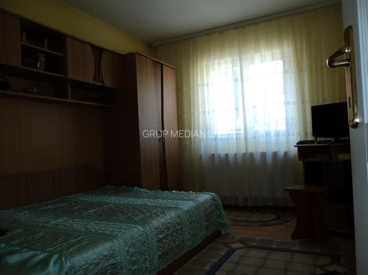 Casa la 7 km de Rm.Valcea, in com Bujoreni(Gura Vaii) - 16