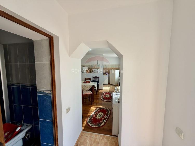 Casă / Vilă cu 4 camere de vânzare - 2