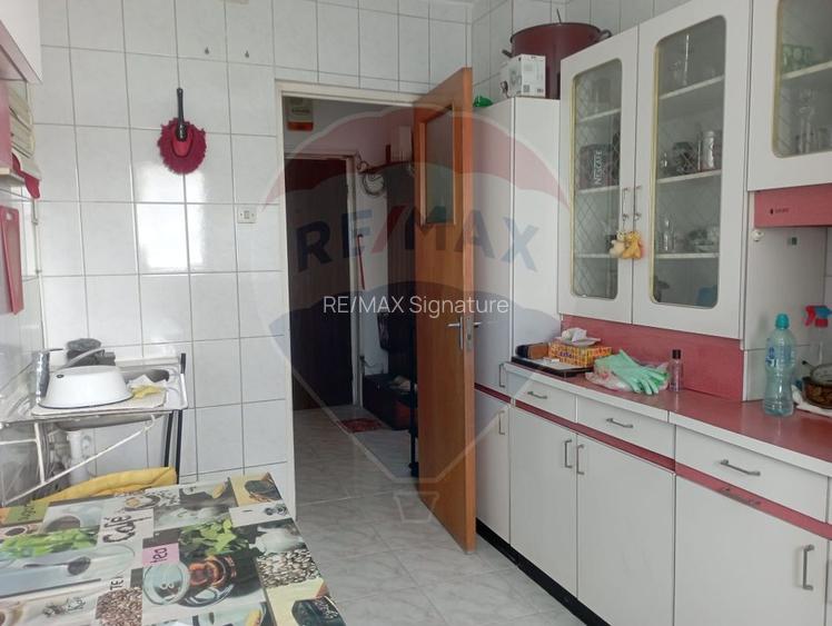 Apartament cu 3 camere de vânzare în zona Bucur Obor - 14