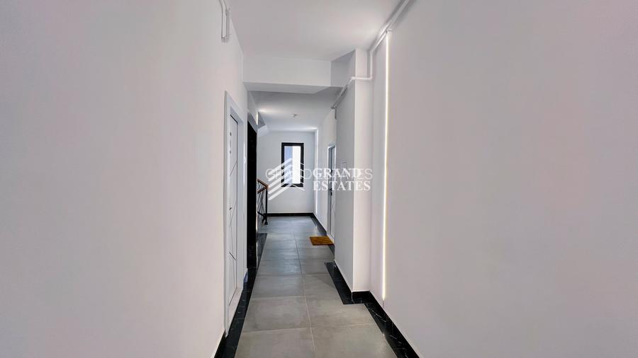 Închiriere apartament 2 camere decomandat | etaj 1 | Loc de parcare - 13